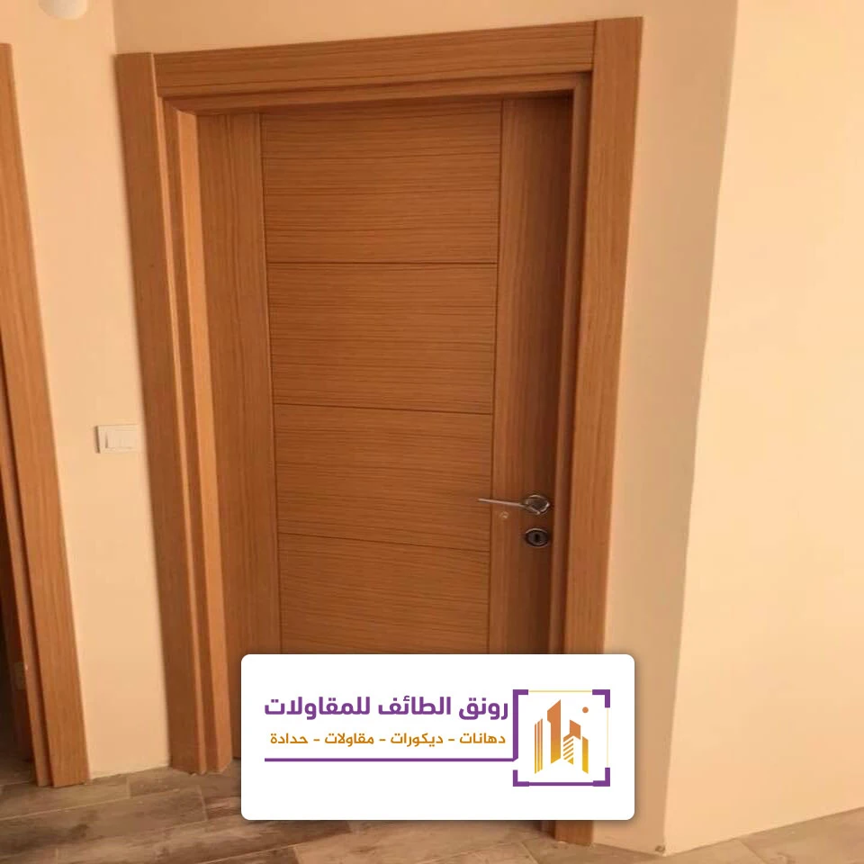اشكال ابواب خشبيه الحويه