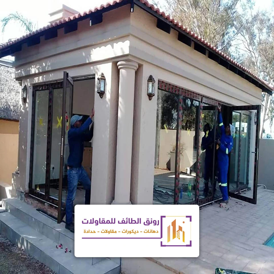 بناء ملحق مع دورة مياه